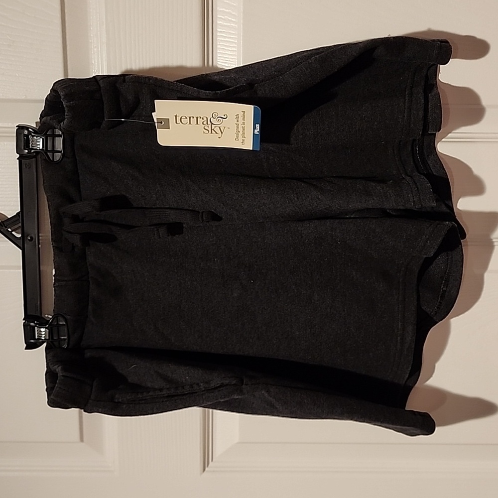 Size 14W Grey Terra & Sky shorts
